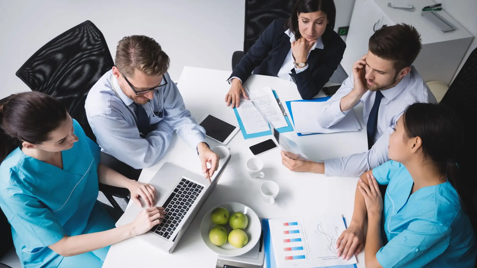 Consultoria em serviços próprios para operadoras de saúde – AgileCare